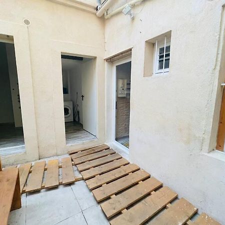 Toulon: Superbe Appartement Atypique 2 Chambres Luaran gambar