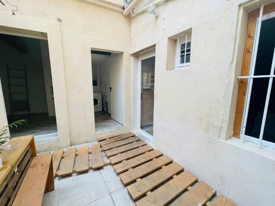 Toulon: Superbe Appartement Atypique 2 Chambres Luaran gambar